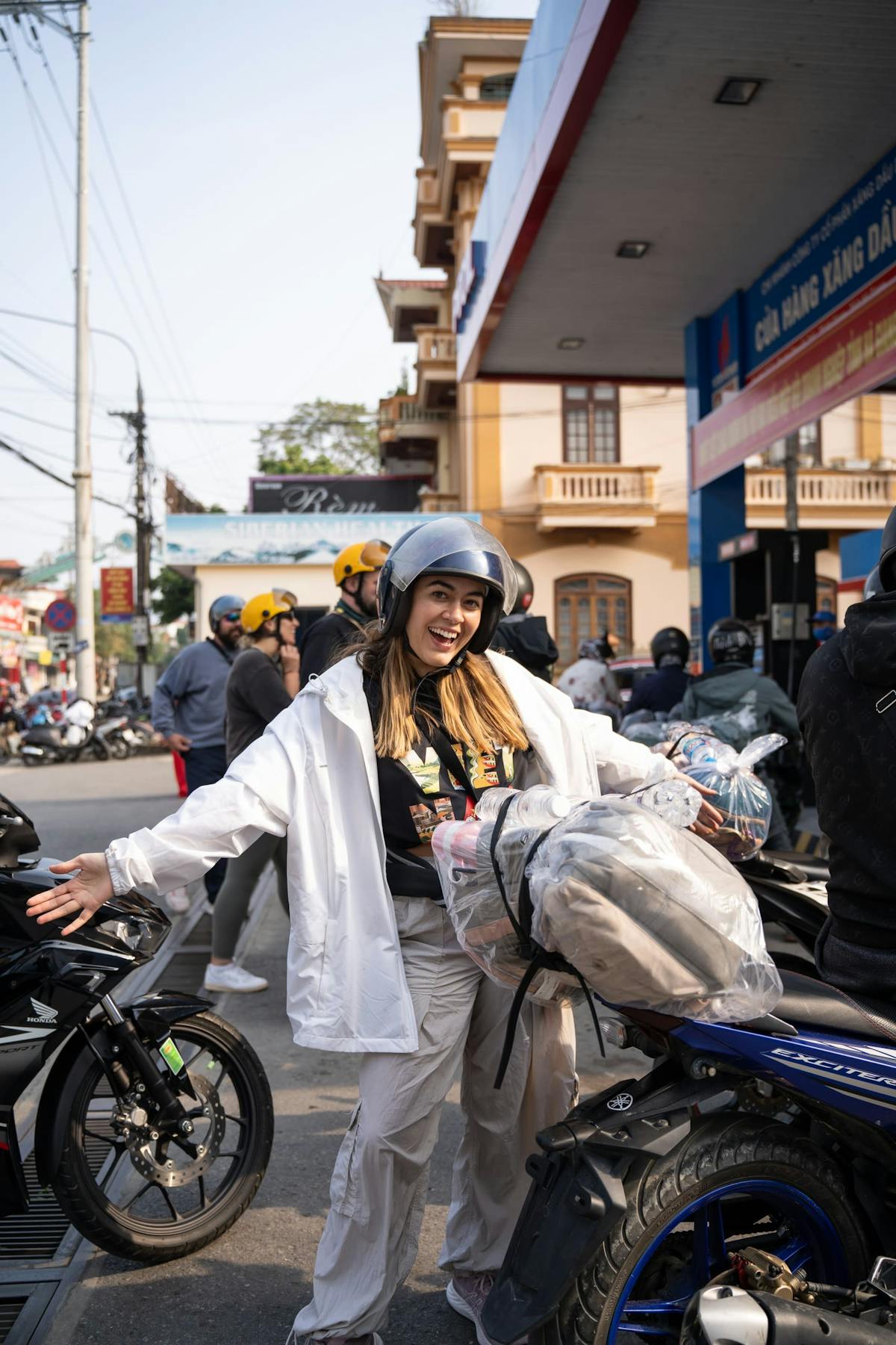 Ha Giang Motobike – Cheers Tour